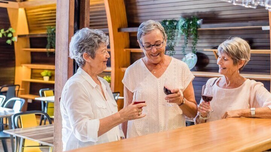 Sunshine Coast Wine Tour Inc. Lunch & Tastings | Private Tour