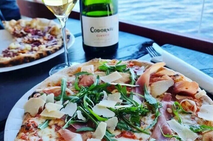 North Karelia: Artisan Pizza Tasting by The Lake of Saimaa