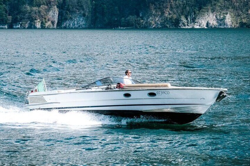 3 Hours Private and Guided Cruise on Lake Como by Motorboat