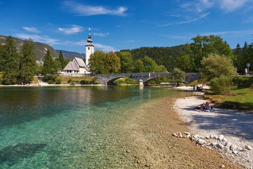 8-Hour Lake Bled, Lake Bohinj and Waterfall Savica Tour