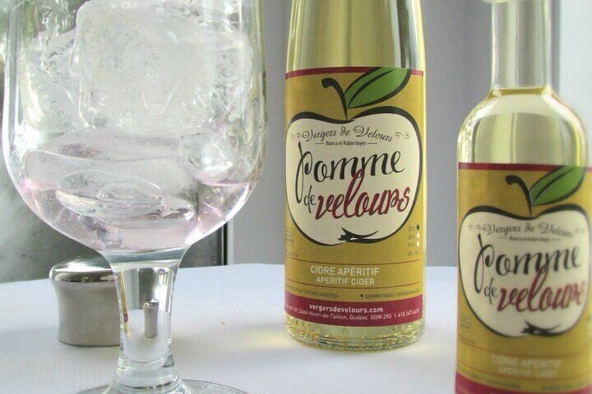 Fruit alcohol tasting + Velvet Orchards audio tour