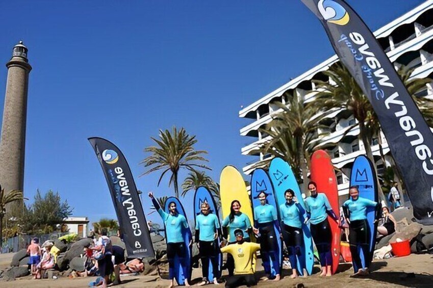 Surf lessons for all levels in Maspalomas