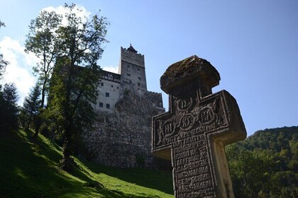 Private Day Tour: Dracula's Castle, Peles Castle and Brasov