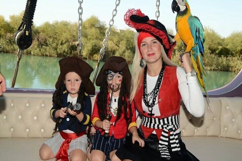 Kemer Pirate Boat Tour with Lunch