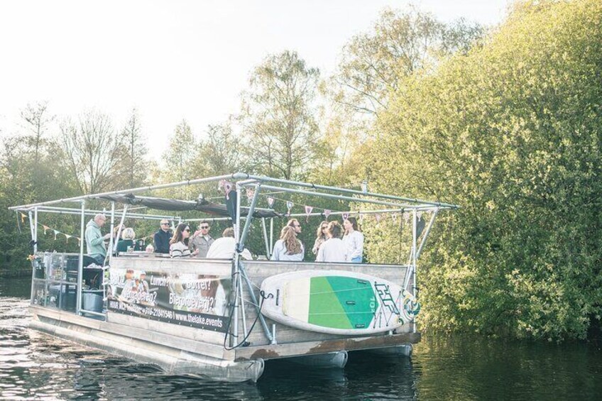 Floating Terrace: Appetizers and Drinks at Paterswoldsemeer