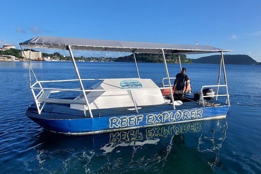 1 hr Reef Explorer in Port Vila harbour, Vanuatu