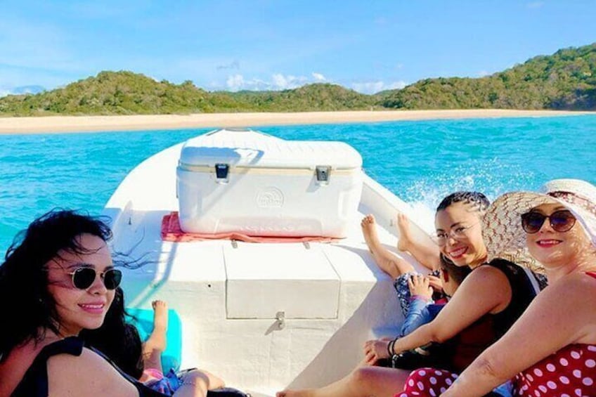 Private bay tours are great for couples, friends and families.