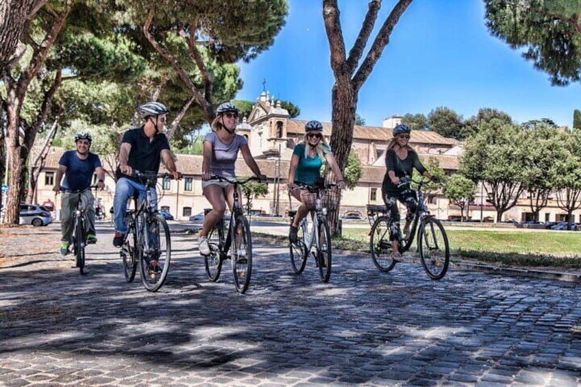 E-bike Tour on the Appian way 