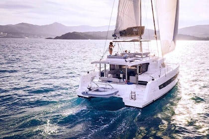 2 Days aboard a Catamaran in All Inclusive Formula