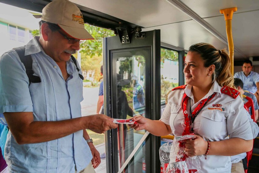 Picture 2 for Activity Cartagena: Sightseeing Hop-on Hop-off Bus