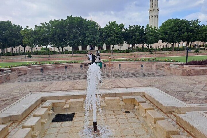  Shared Monuments and Marvels of Muscat Tour