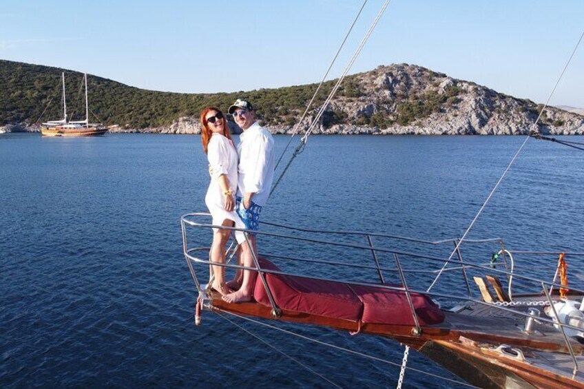 6 Hours Private Charter Boat Tour with Lunch in Bodrum