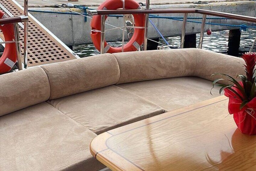 5 Hours Private Charter Boat Tour with Lunch in Bodrum