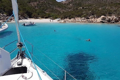 13 m sailing boat tour. FROM LA MADDALENA to the Archipelago islands