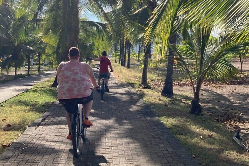 Guided City Bike Tour in Jaco Costa Rica