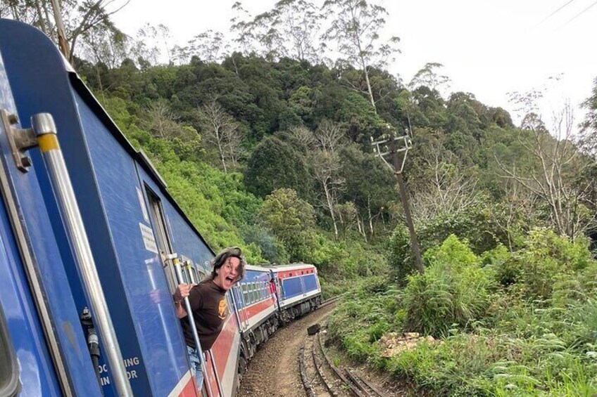 Kandy to Colombo Reserved Seat Train Tickets 