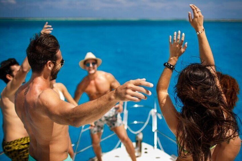 Riviera Maya: 4 hours Coast & Fun in 43' Yacht Azimut