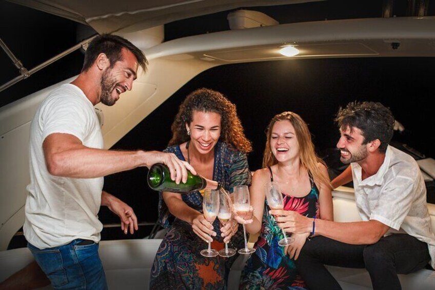 Riviera Maya: 4 hours Coast & Fun in 43' Yacht Azimut