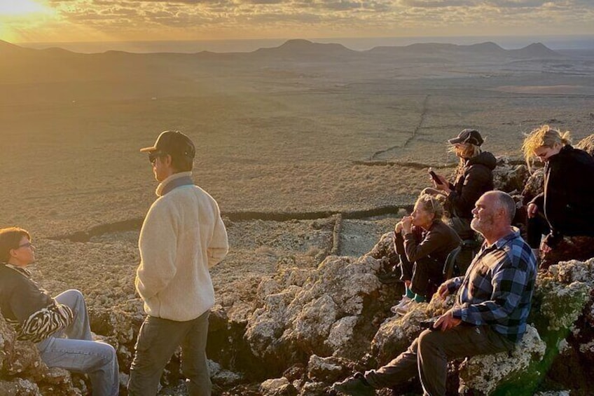 FUERTEVENTURA: Full Moon Hike - Sunset to Moonrise