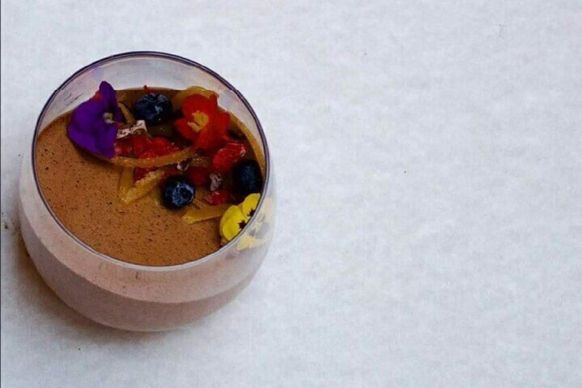 Xocomoli mousse (Chocolate and mole)