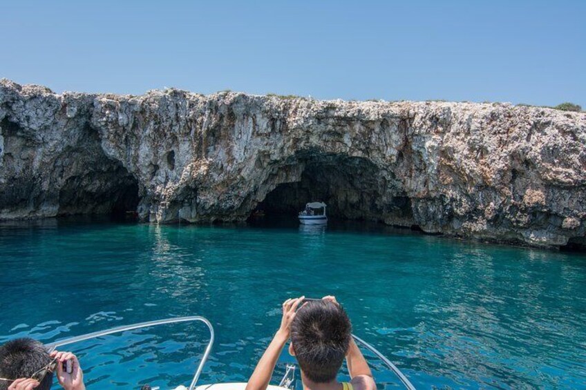 Blue Cave and Hvar 5 Islands speedboat tour | from Split&Trogir