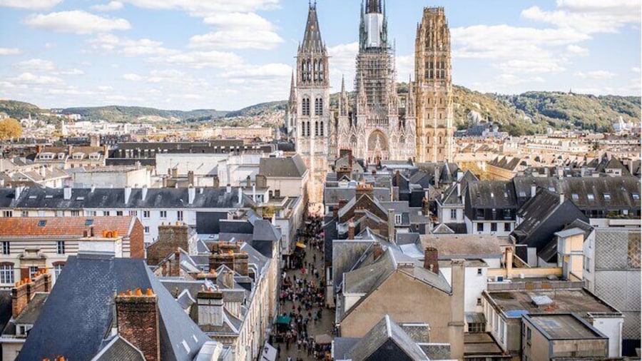 Private Custom Walking Guided Tour in Rouen