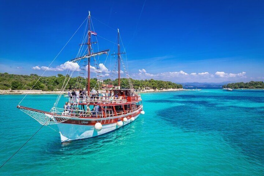 All-inclusive Blue Lagoon and 3 Island Tour