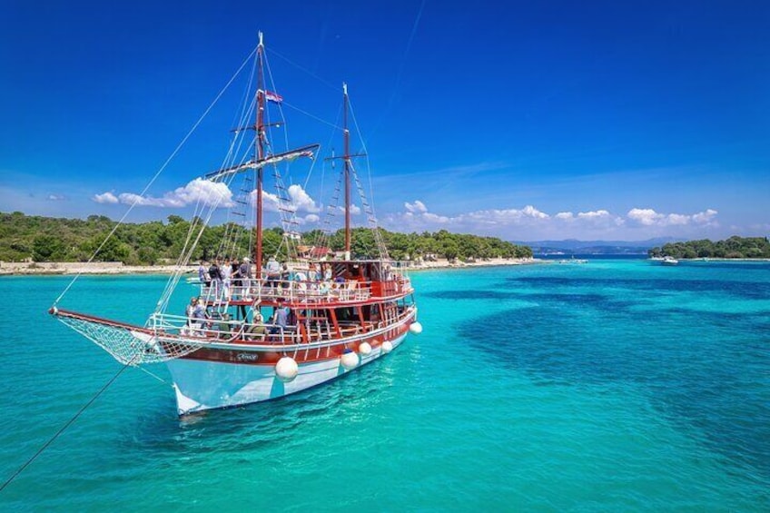 All-inclusive Blue Lagoon and 3 Island Tour