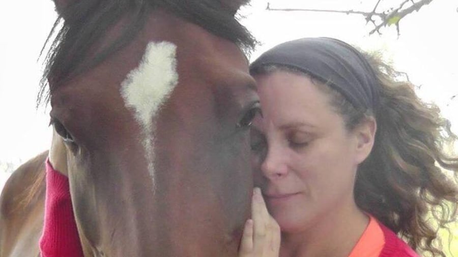 Vibrate your horse heart - healing with horses
