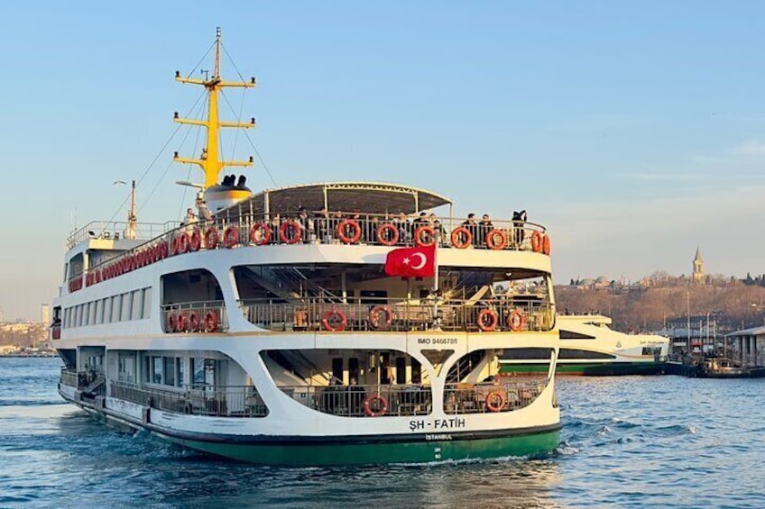 Taste of Turkey in Istanbul’s Europe & Asia by Ferry Crossing