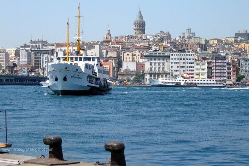 Taste of Turkey in Istanbul’s Europe & Asia by Ferry Crossing