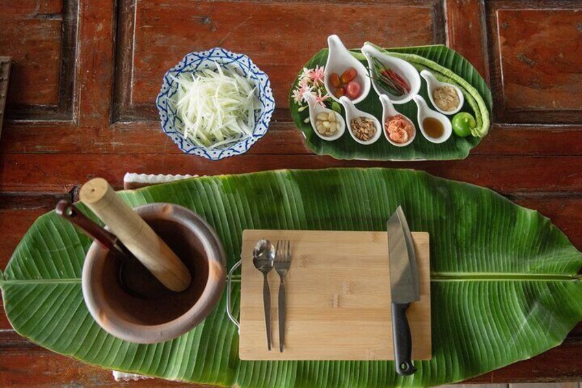 4 Dishes Thai Cuisine Experience at Bang Kruai, Nonthaburi