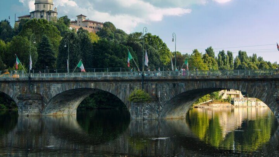 Turin : Private Custom Walking Tour With A Local Guide