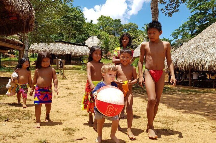 6-Hour Private Culture and Nature Tour in Embera Tribe