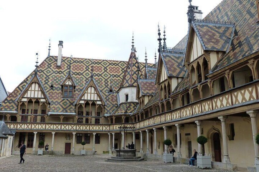 Beaune - Historic Guided Walking Tour