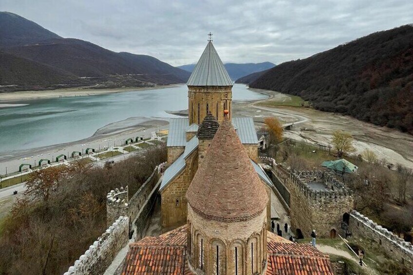 KAZBEGI & GUDAURI Day Tour from Kutaisi