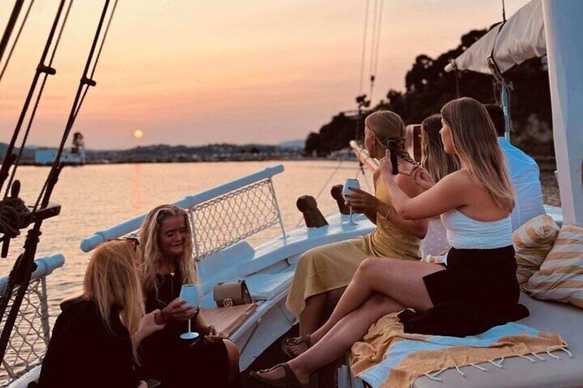 Corfu: Sunset Cruise on a Wooden Vessel with Cocktails & Bites