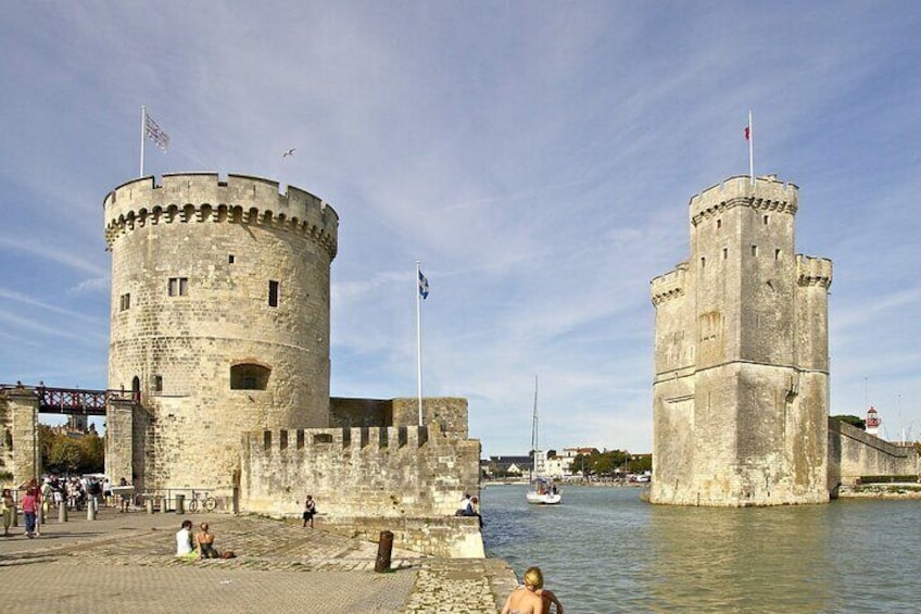 3-Hour Private Guided Tour in La Rochelle