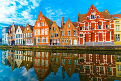 Private Transfer From Amsterdam To Bruges, 2 Hour Stop In Utrecht