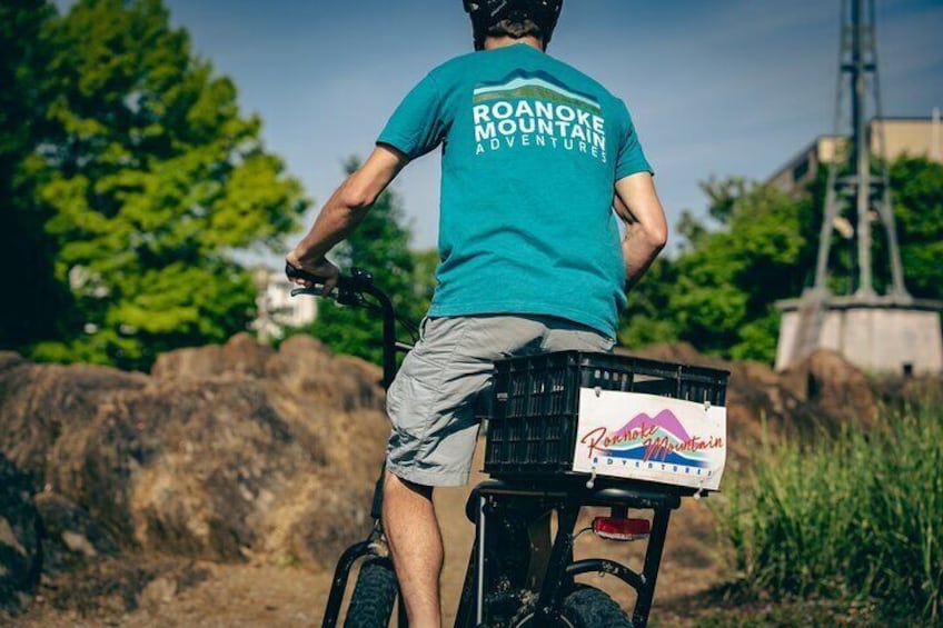 3-Hour E-Bike Sightseeing and Breweries Tour in Roanoke