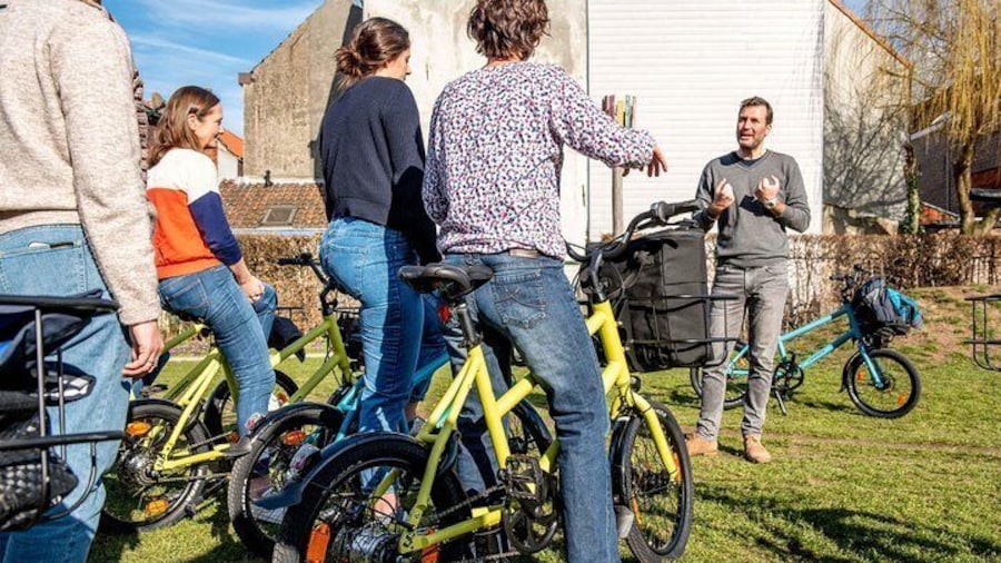 Bicycle tour in historic Ghent