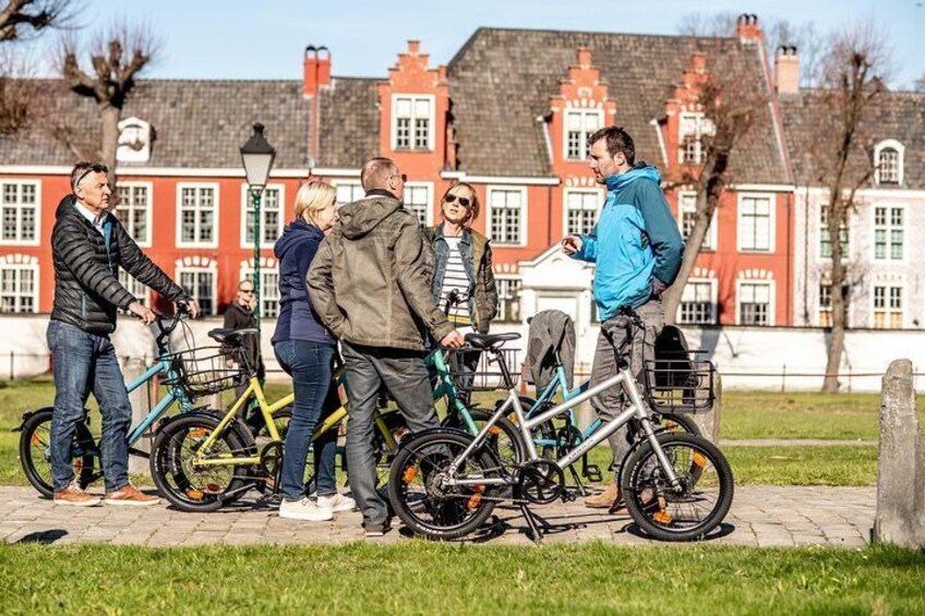 Bicycle tour in historic Ghent