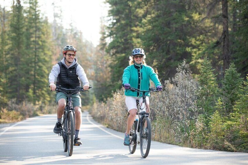 Small Group E-Bike Tour the Banff Local Explorer