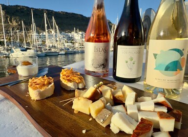 Explora Gran Canaria: tour en barco con degustación de vinos y comida