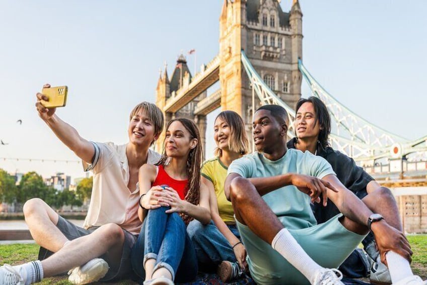 Private Tour Skip-the-line Tower Bridge and Tower of London