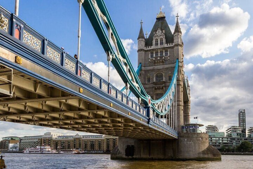 Private Tour Skip-the-line Tower Bridge and Tower of London 