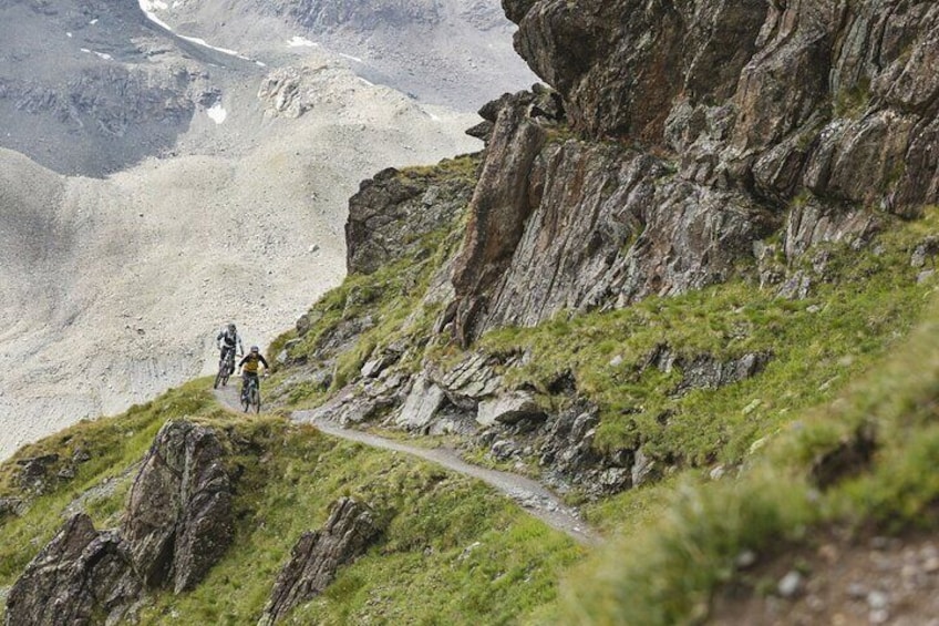 Discover Engadina with a Private Guided Bike Tours