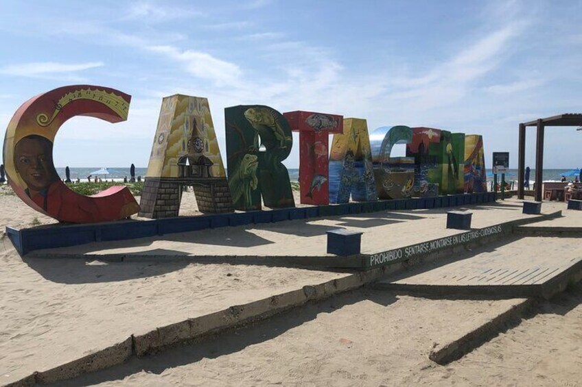 Sign of welcome to cartagena