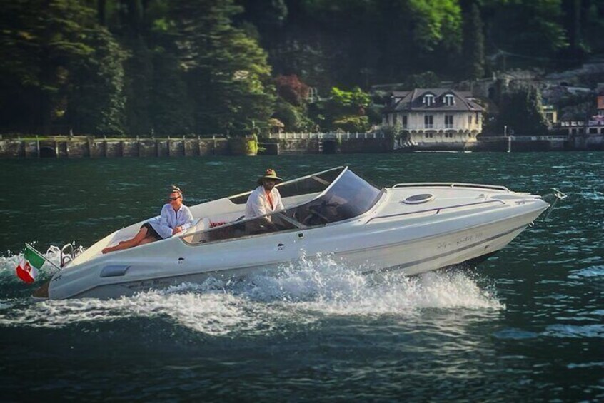 Private Boat Tour on Lake Como with Exclusive Sport Cruiser