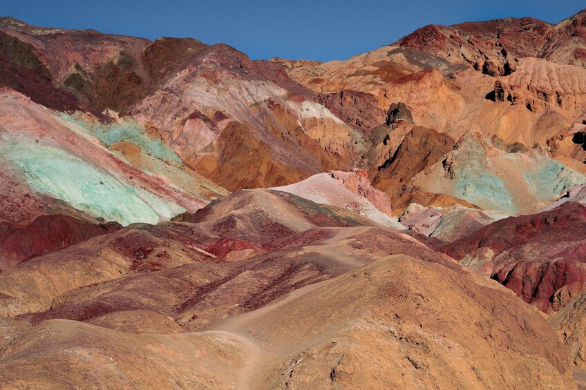 Private Group: Death Valley & Rhyolite Ghost Town Tour 